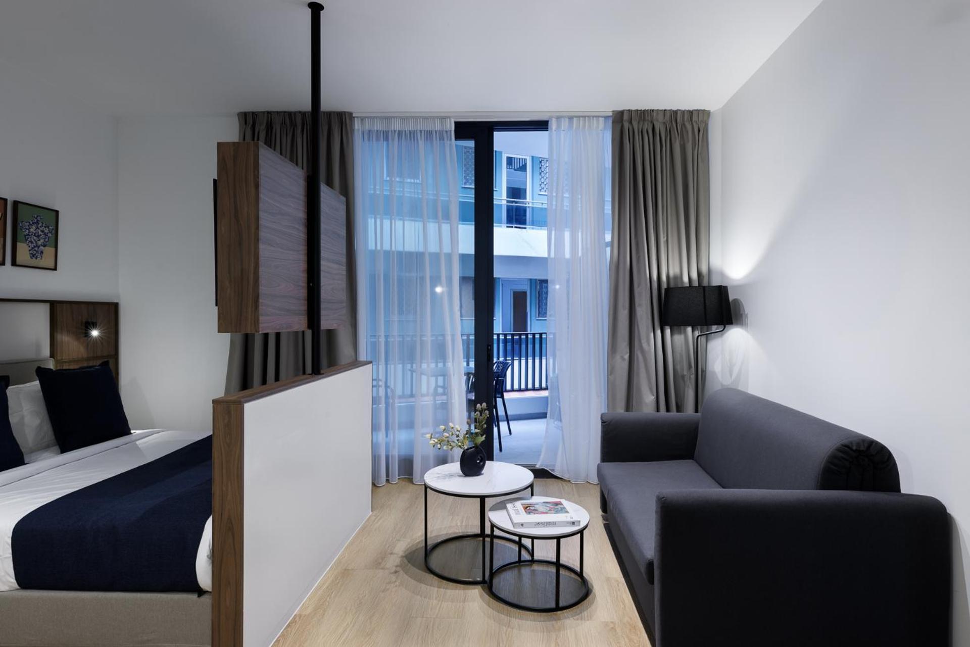 Apartment By Zoia Living